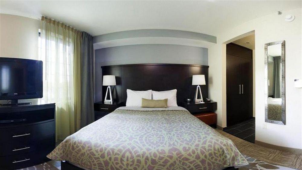Staybridge Suites San Antonio-Stone Oak By Ihg Exterior photo